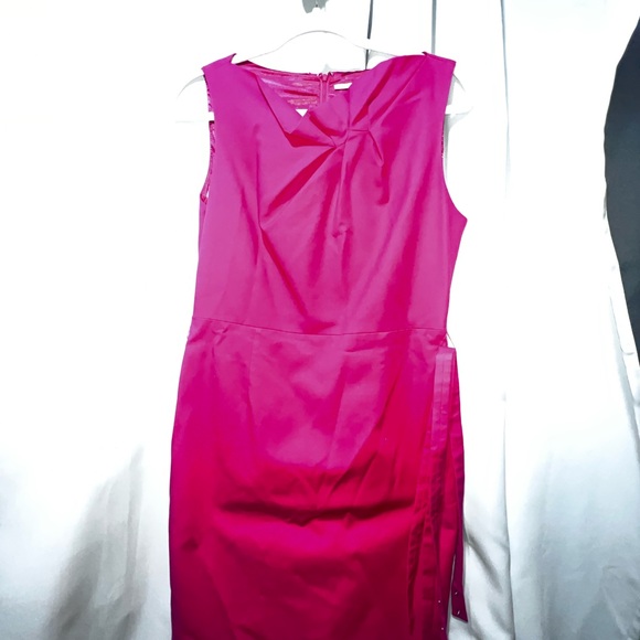 Tahari Red Twist Neck Sheath Dress Sleeveless Career Cocktail Size 12 - Picture 7 of 10